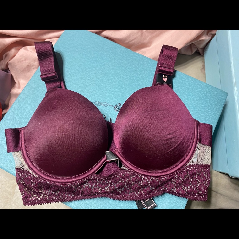 Victoria Secret Very Sexy Push Up Bra 34B